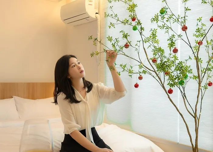 New Modern House In The Heart Of Jongno Séoul